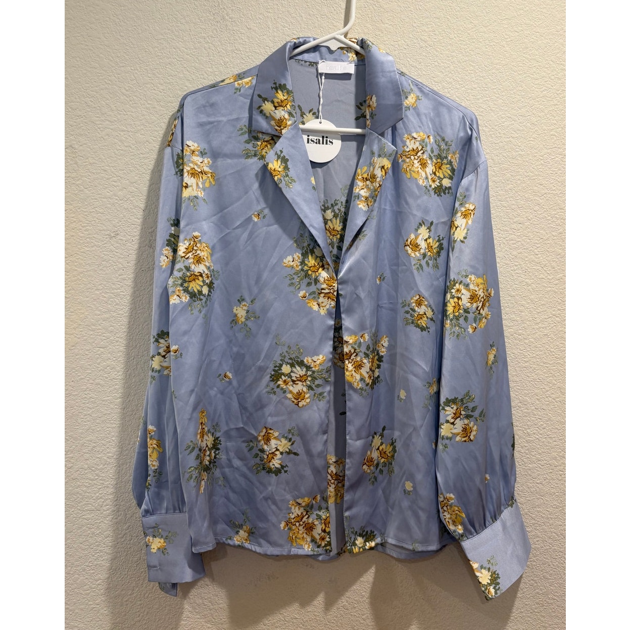 Isalis Nwt Powder Blue Kiran Floral Collared Long Sleeve Shirt Size M — image 2 of 7